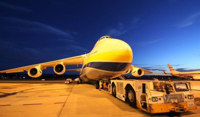 Обои картинки фото an-124, авиация, грузовые самолёты, карго, грузоперевозки
