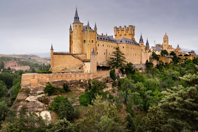 Обои картинки фото alcazar castle, segovia, spain, города, замки испании, alcazar, castle