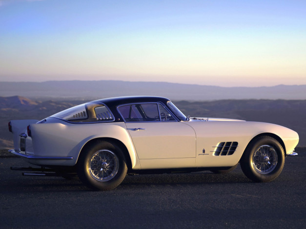 Обои картинки фото автомобили, ferrari, ferrari 375mm coupe, белый, феррари