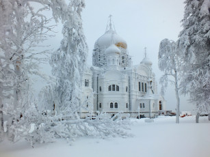Картинка белогорский+свято-николаевский+мужской города -+православные+церкви +монастыри зима храм церковь снег деревья