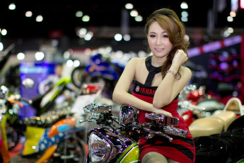 Картинка мотоциклы мото+с+девушкой девушка мотоцикл
