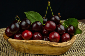 Картинка еда вишня +черешня ягоды вишни спелые