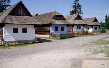 Картинка разное сооружения постройки заборы дорога домики