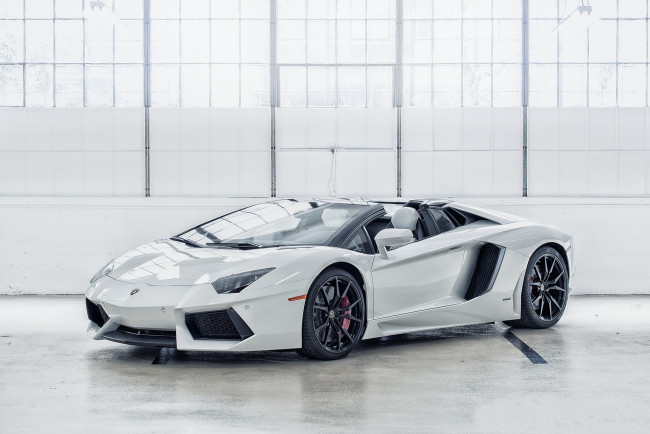 Обои картинки фото lamborghini aventador roadster, автомобили, lamborghini, спорткар