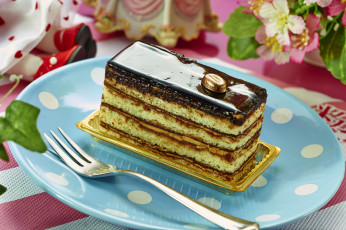 Картинка еда пирожные +кексы +печенье шоколад глазурь десерт слои торт