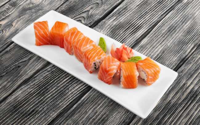 Обои картинки фото еда, рыба,  морепродукты,  суши,  роллы, seafood, sushi, japanese, роллы, суши