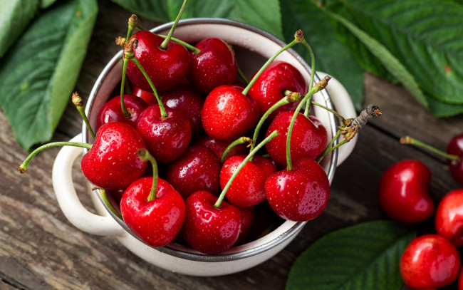 Обои картинки фото еда, вишня,  черешня, wood, cherry, fresh, черешня, berries, ягоды