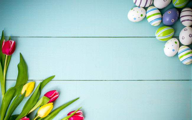 Обои картинки фото праздничные, пасха, весна, wood, decoration, spring, happy, яйца, крашеные, tulips, тюльпаны, easter, цветы, eggs, flowers, colorful