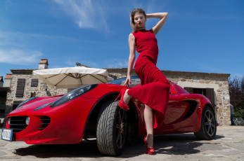 Картинка девушки -+брюнетки +шатенки шатенка поза авто красное платье