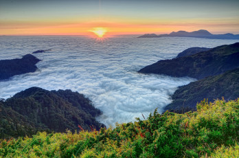 Картинка hehuanshan taiwan природа горы hehuan mountain тайвань закат облака