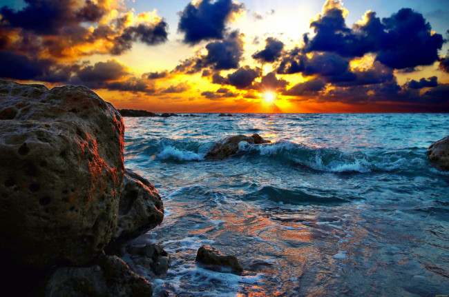 Обои картинки фото природа, восходы, закаты, волны, пена, закат, скалы, камни, океан