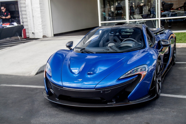 Обои картинки фото mclaren p1, автомобили, выставки и уличные фото, спортивный, суперкар