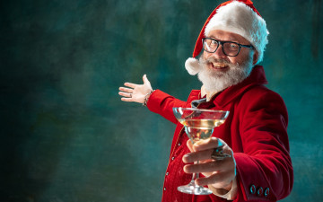 Картинка праздничные дед+мороз +санта+клаус санта улыбка бокал вино