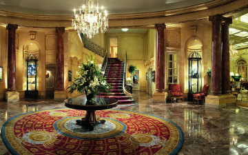 Картинка интерьер холлы лестницы корридоры отель