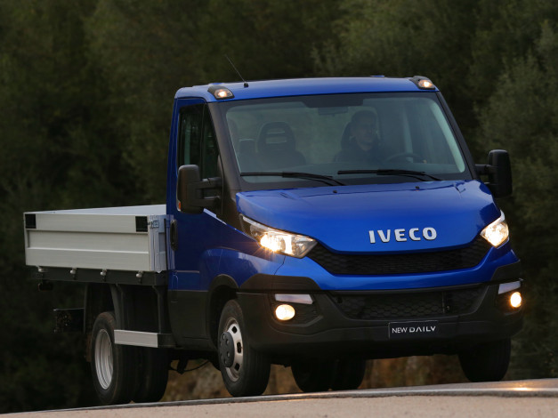 Обои картинки фото автомобили, iveco, синий, 2014г, cab, chassis, daily, 35