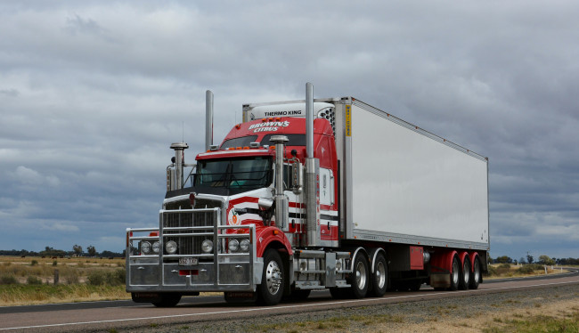 Обои картинки фото t409sar kenworth, автомобили, kenworth, тяжелый, тягач, седельный, грузовик
