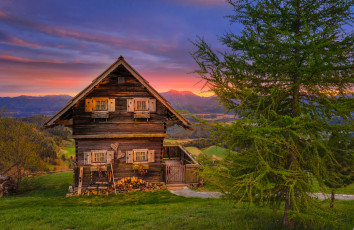 Картинка города -+здания +дома закат леса изба зелень дом вечер деревья трава австрия горы поля magdalensberg