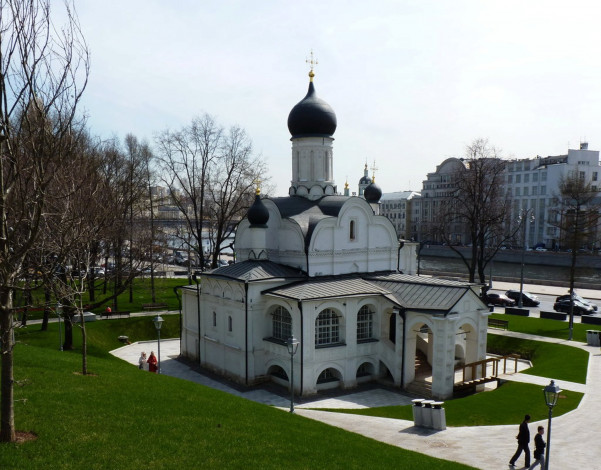 Обои картинки фото города, - православные церкви,  монастыри, скульптура, памятник, город