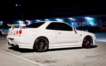 обоя nissan skyline gt-r r34, автомобили, выставки и уличные фото, nissan, skyline, gtr, r34, godzilla, годзилла, japan, японская, legend, легенда