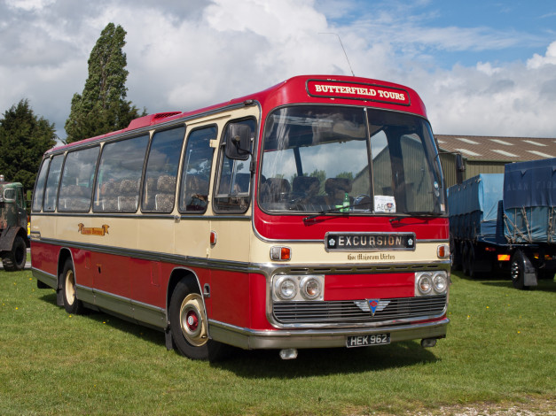 Обои картинки фото 1961 aec relianceplaxton butterfield tours, автомобили, автобусы, общественный, транспорт, автобус