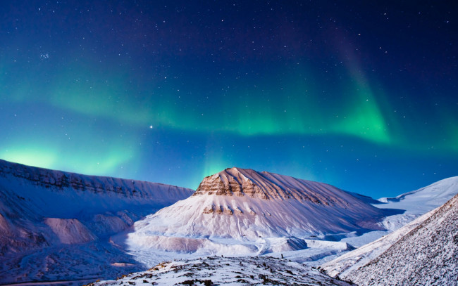 Обои картинки фото beautiful, northern, aurora, природа, северное, сияние, горы, зима