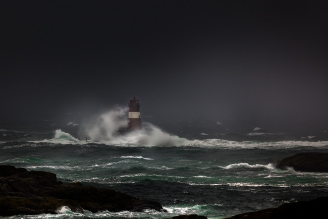 Обои картинки фото природа, маяки, шторм, маяк, море