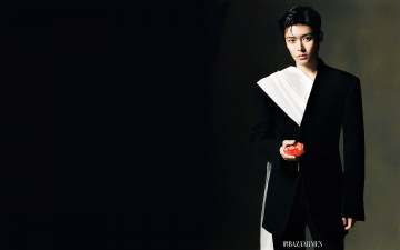 Картинка мужчины hou+ming+hao актер пиджак цветок