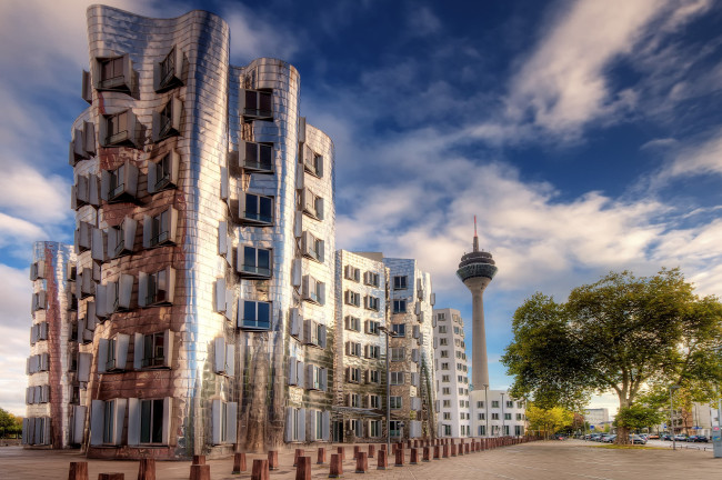 Обои картинки фото дюссельдорф, германия, города, здания, дома, телебашня