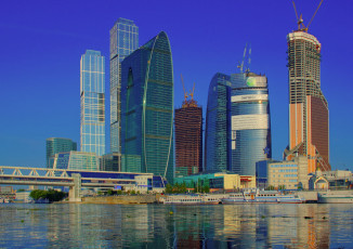 Картинка города москва россия высотки река вода столица здания