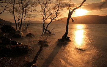 Картинка природа восходы закаты деревья камни вечер горы река