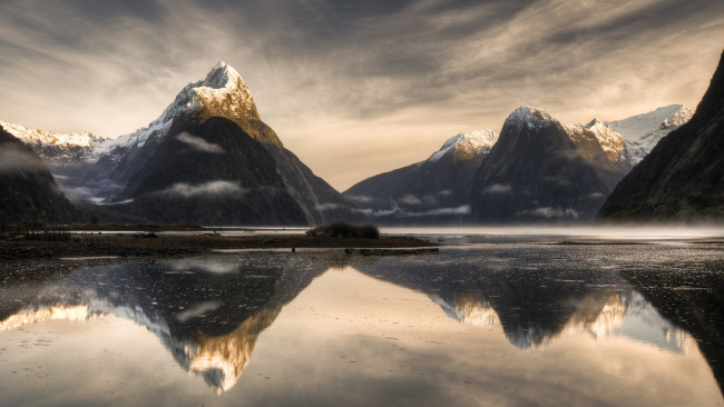 Обои картинки фото reflection, природа, реки, озера, горы, вершины, снега, река, отражение
