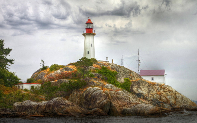 Обои картинки фото lighthouse, природа, маяки, маяк, холм, океан, побережье, каменный