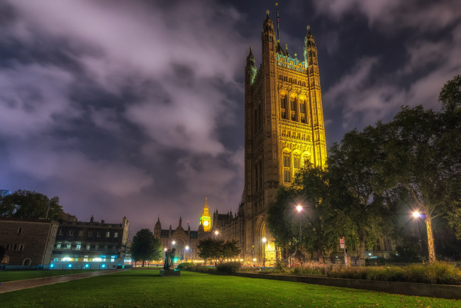 Обои картинки фото parliament, города, лондон , великобритания, ночь, парк, парламент, огни