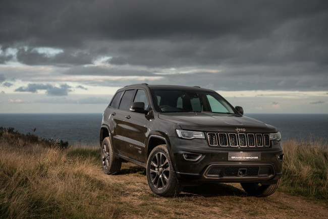 Обои картинки фото автомобили, jeep, grand, cherokee