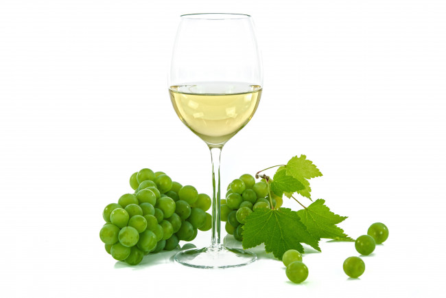 Обои картинки фото еда, напитки,  вино, вино, бокал, виноград