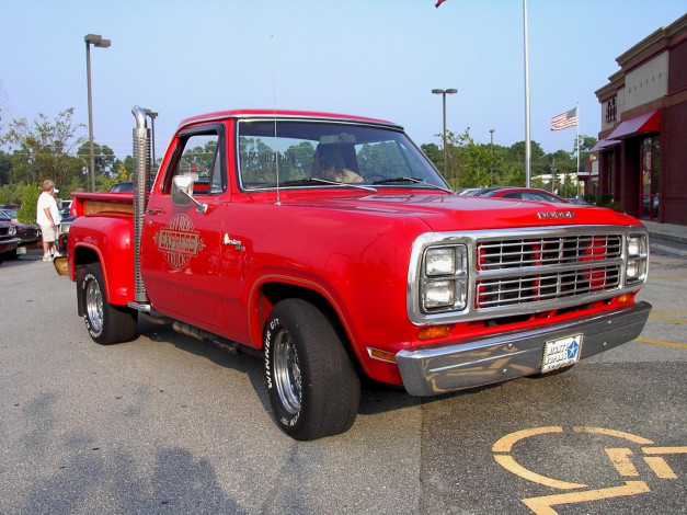Обои картинки фото 1978, dodge, little, red, truck, classic, автомобили