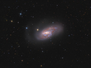Картинка спиральная галактика m66 космос галактики туманности