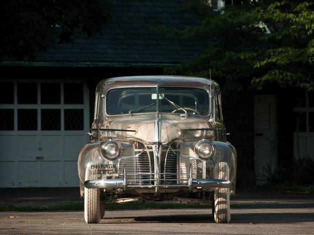 Обои картинки фото pontiac deluxe six transparent display car 1940, автомобили, pontiac, 1940, deluxe, car, display, six, transparent