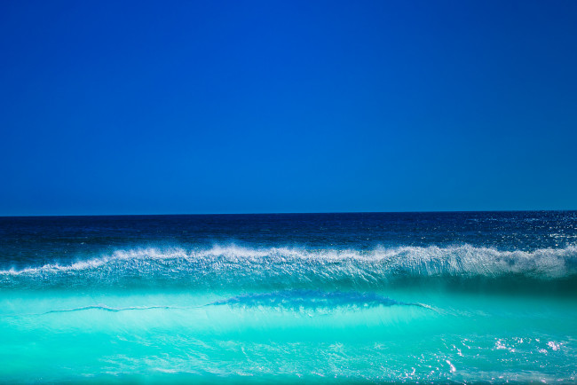 Обои картинки фото природа, моря, океаны, небо, море, волна, гребень, брызги