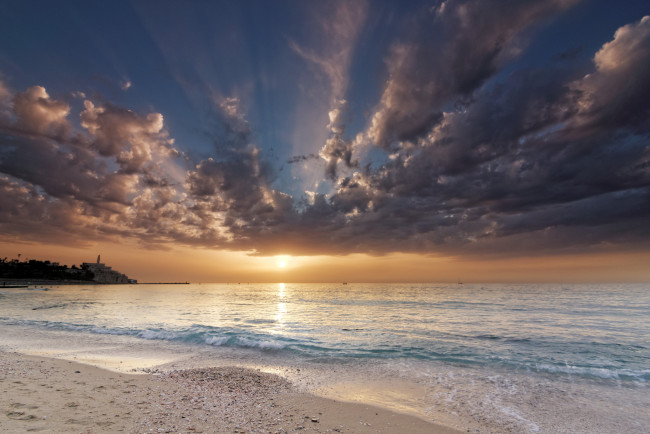 Обои картинки фото природа, восходы, закаты, облака, солнце, море, пляж