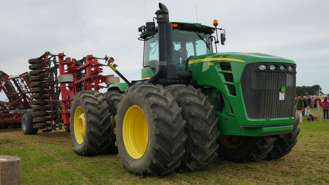 Обои картинки фото john deere 9530 pivot steer tractor, техника, тракторы, тяжелый, трактор, колесный