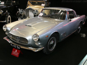 Картинка maserati 3500 gt автомобили выставки уличные фото