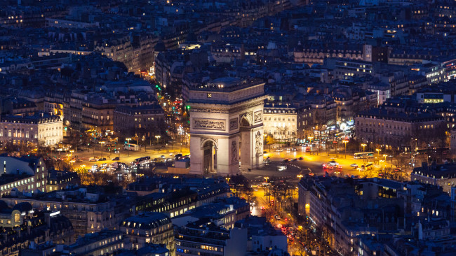 Обои картинки фото arc de triomphe, города, париж , франция, ночь, огни, панорама