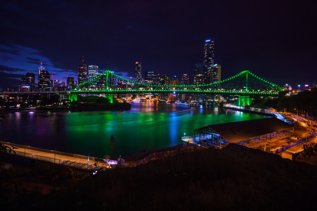 Обои картинки фото brisbane, города, брисбен , австралия, ночь, огни, панорама, мост