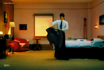 Картинка мужчины xiao+zhan актер костюм комната кровать
