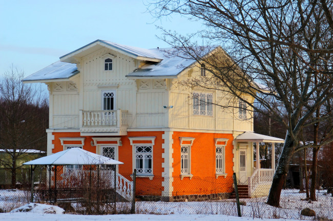 Обои картинки фото города, - здания,  дома, петергоф, зима, дом, коттедж, снег