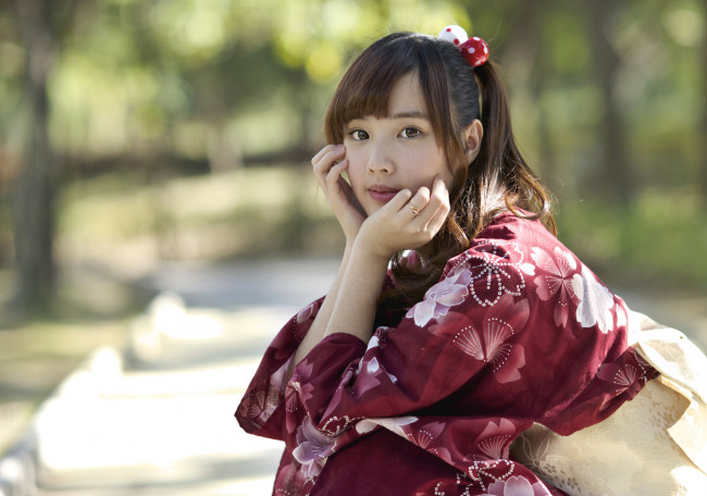 Обои картинки фото девушки, -unsort , азиатки, взгляд, лицо, кимоно