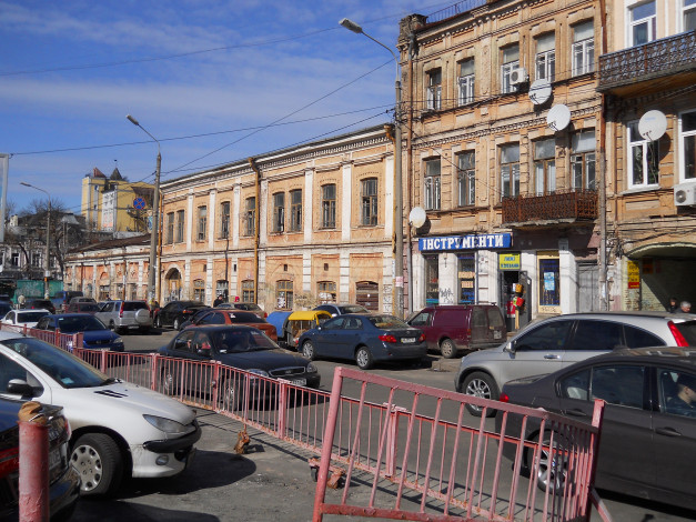 Обои картинки фото житнеторжская улица на подоле в киеве, города, - улицы,  площади,  набережные, житнеторжская, улица, киев, подол