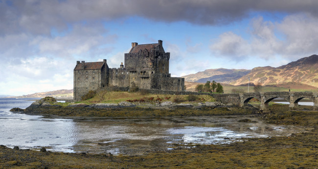 Обои картинки фото eilean donan castle, города, замок эйлен-донан , шотландия, замок, башни, стены