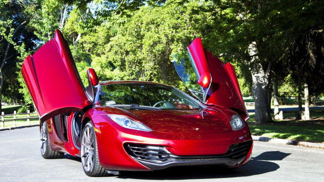 Обои картинки фото mclaren, mp4, 12c, автомобили, британия, спортивные, automotive, limited, гоночные